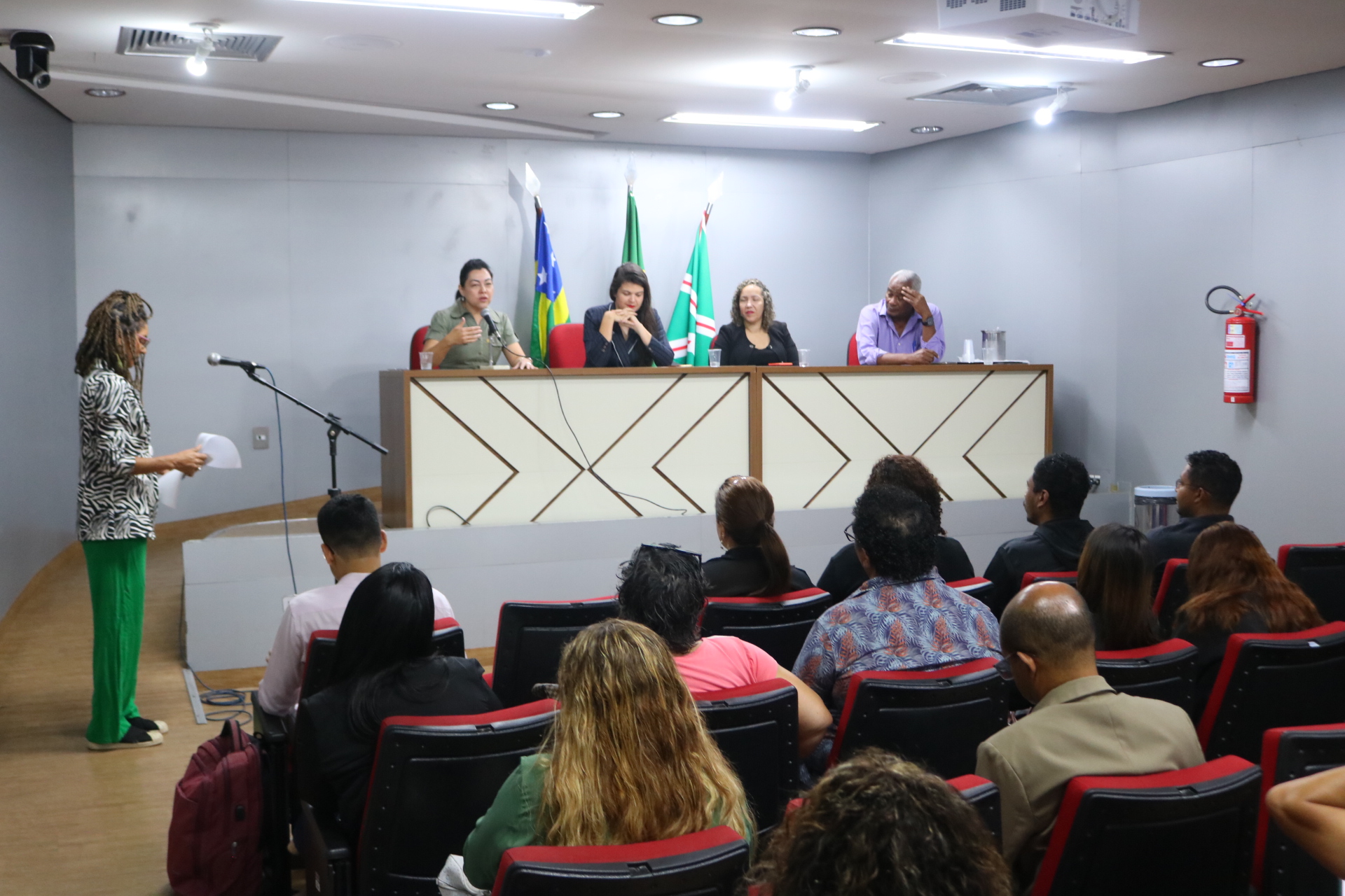 1-seminario-de-qualificacao-para-candidatos-ao-conselho-tutelar-de-goiania_1.jpg