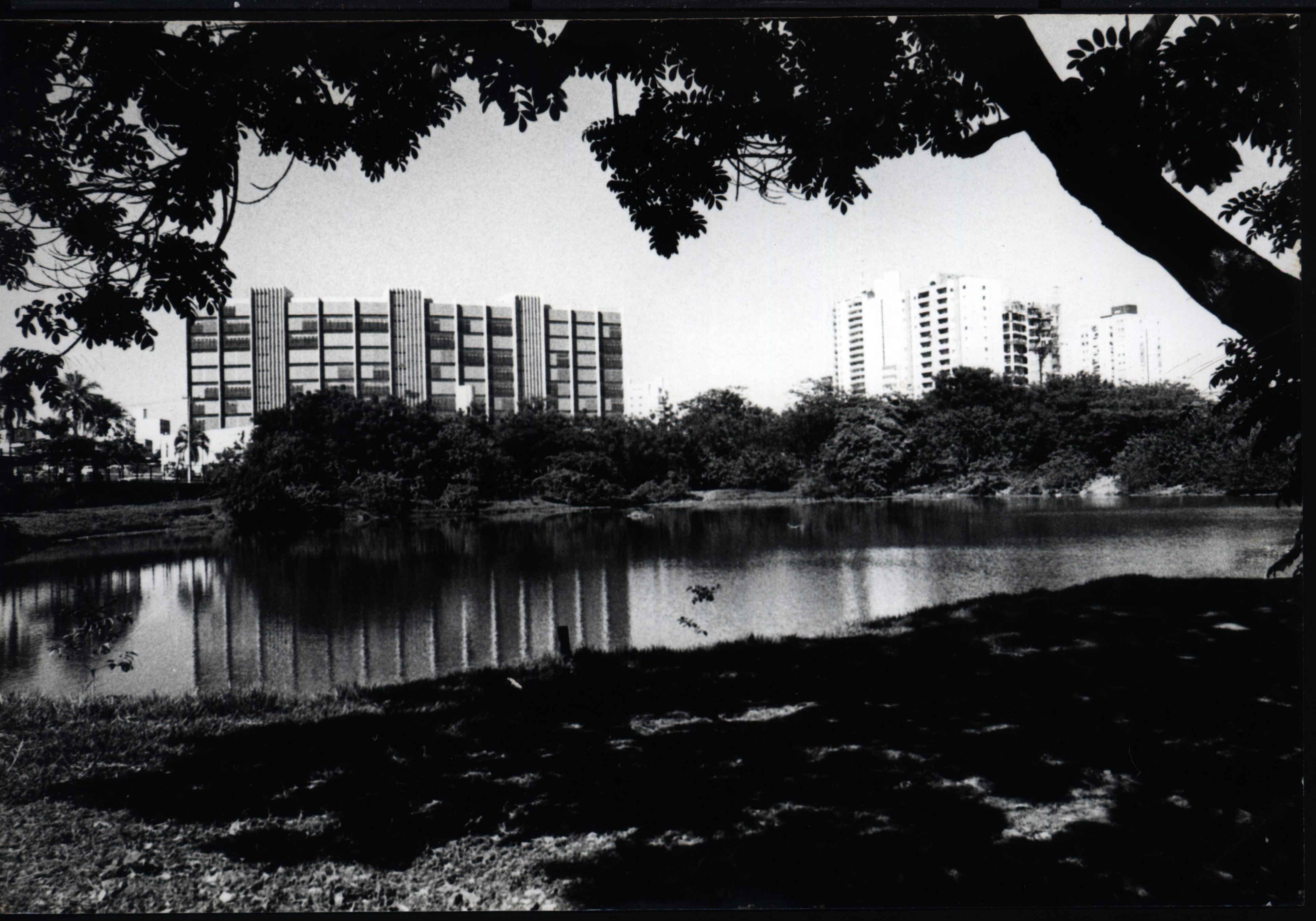 BOSQUE DOS BURITIS - Década de 40 (Arquivo cedido pela Prefeitura de Goiania).jpg