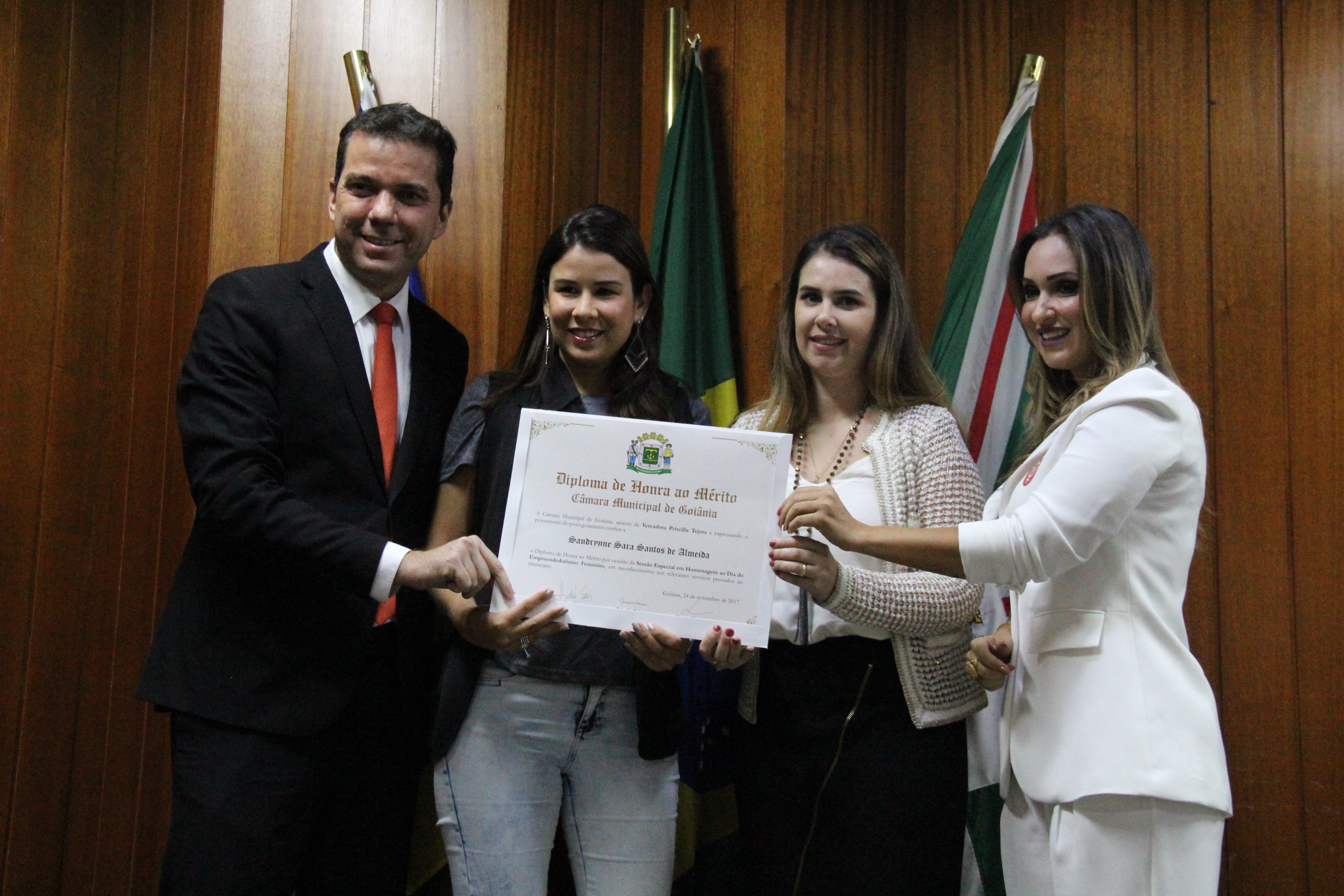 Fotos Wictória Jhefany (96).JPG