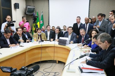 Fotos Wictória Jhefany (28).JPG