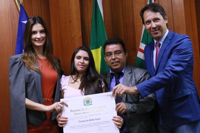 Fotos Wictória Jhefany (198).JPG