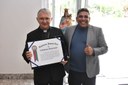 Anderson Sales homenageia Dom Levi com título de cidadão goianiense