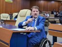 Aprovada identificação para veículos que transportam pessoas com transtorno do espectro autista