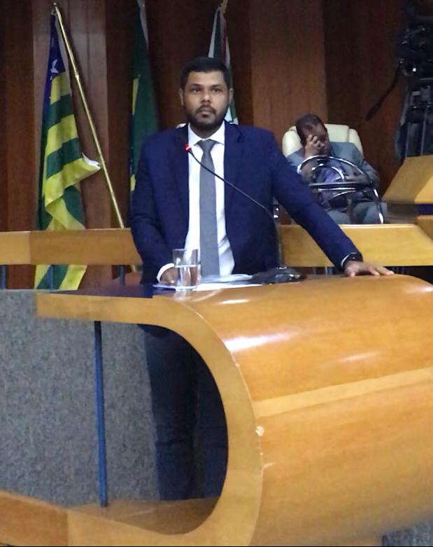 Aprovado projeto que autoriza entrada de pets em unidades de saúde