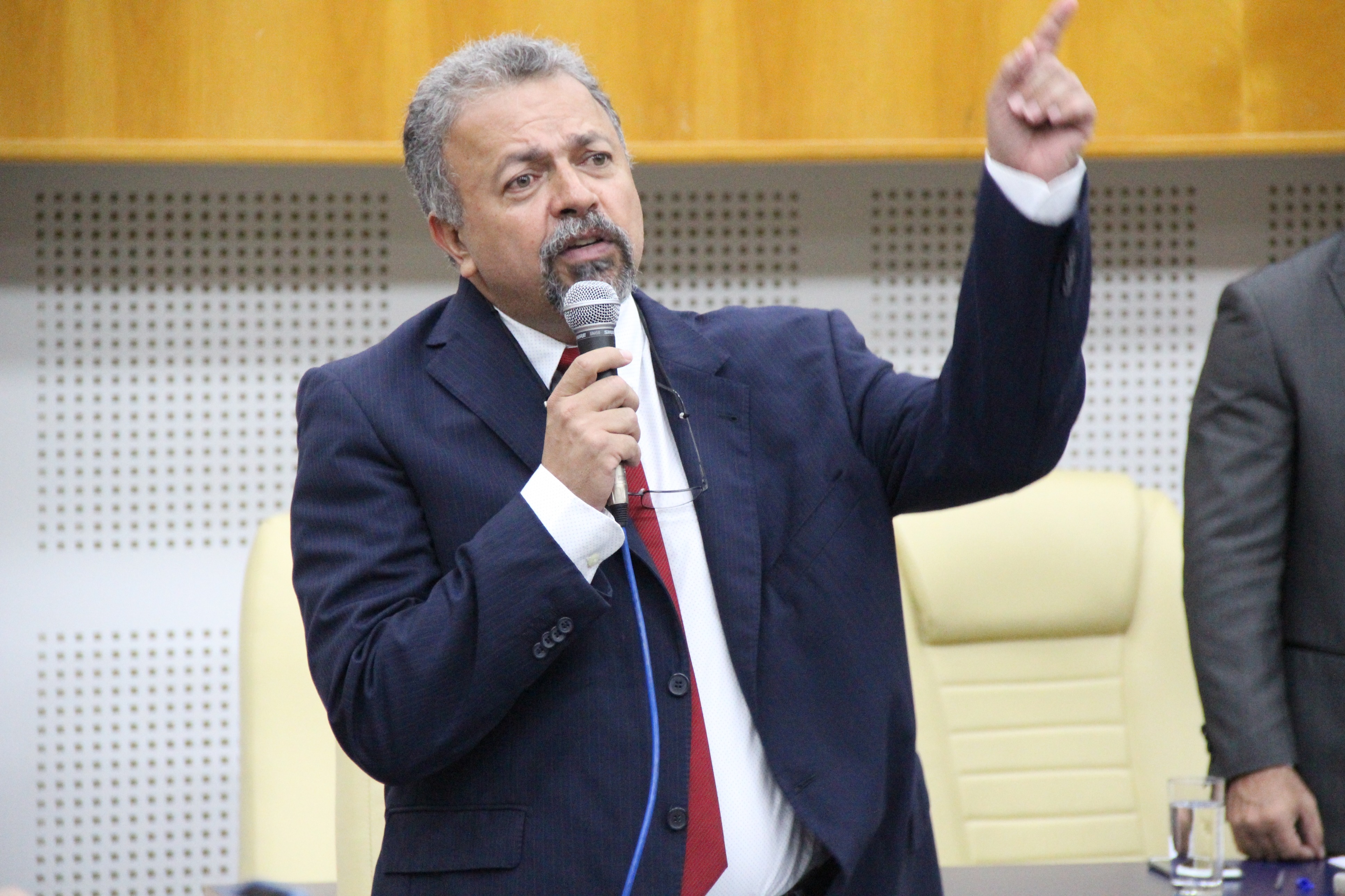 Audiência pública debate uso seguro e responsável dos rios urbanos