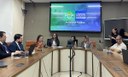 Audiência pública discute projeto que obriga colocação de cartazes sobre Manobra de Heimlich em restaurantes Audiência pública discute projeto que obriga colocação de cartazes sobre Manobra de Heimlich em restaurantes