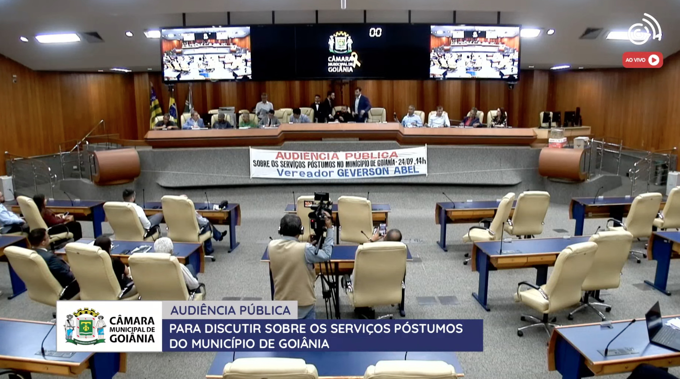 Audiência pública expõe irregularidades em cemitérios de Goiânia