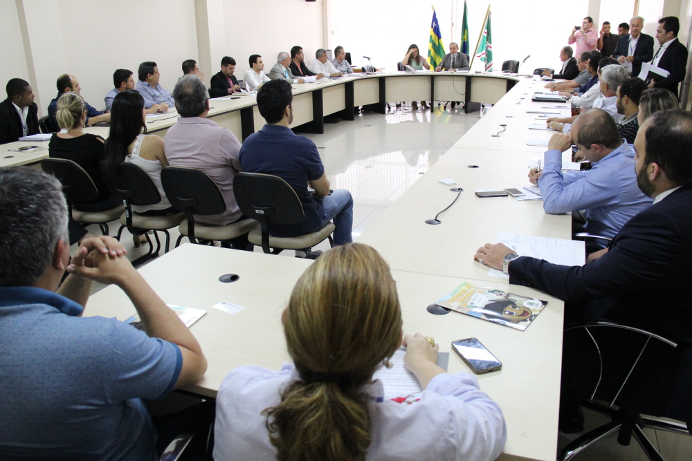 Comércio farmacêutico pede mudanças em portaria que regula distribuição de produtos