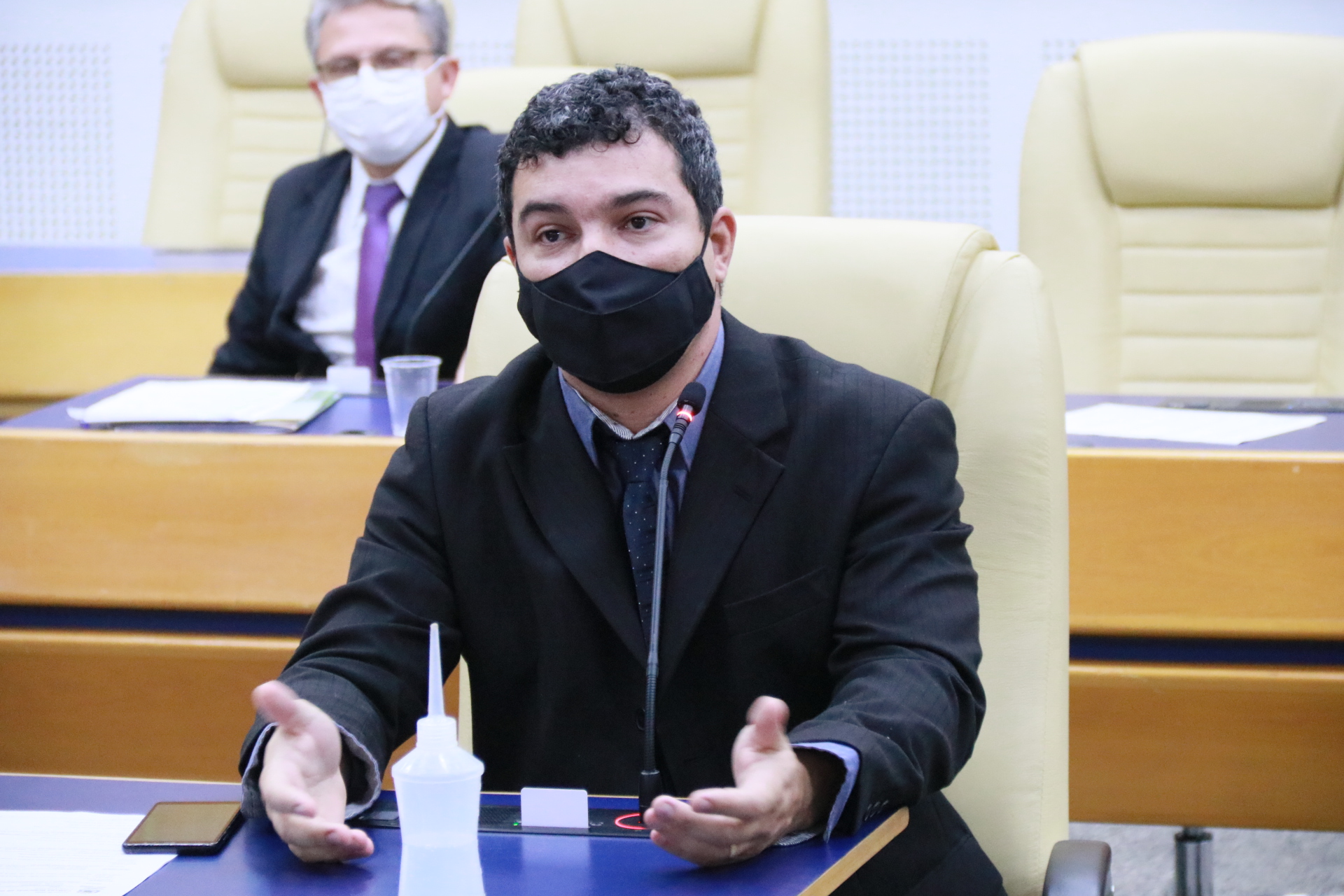 Câmara aprova criação do Dia do Condutor de Ambulância