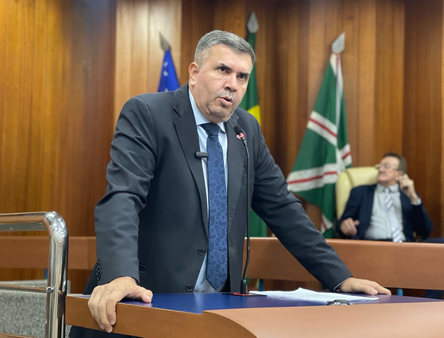 Câmara aprova criação do Programa de Fortalecimento dos Valores Cívicos