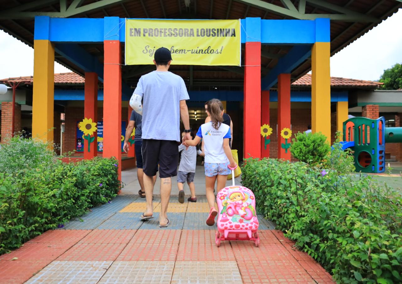 Câmara aprova, em 1ª votação, garantia de autonomia financeira para unidades educacionais