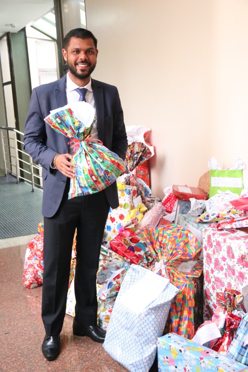 Câmara arrecada mais de 100 presentes para Campanha "Papai Noel dos Correios"