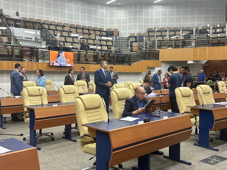 Câmara realiza reuniões da CCJ e Comissão Mista na sexta (26) e Sessão Extraordinária na segunda (29)