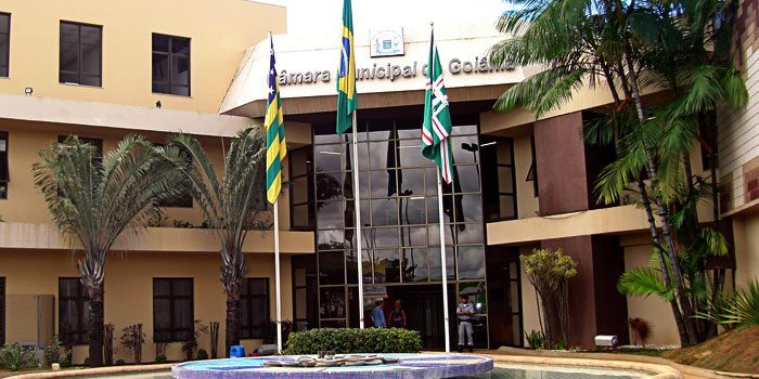 Câmara de Goiânia assina convênio de segurança e medicina do trabalho para os servidores da Casa