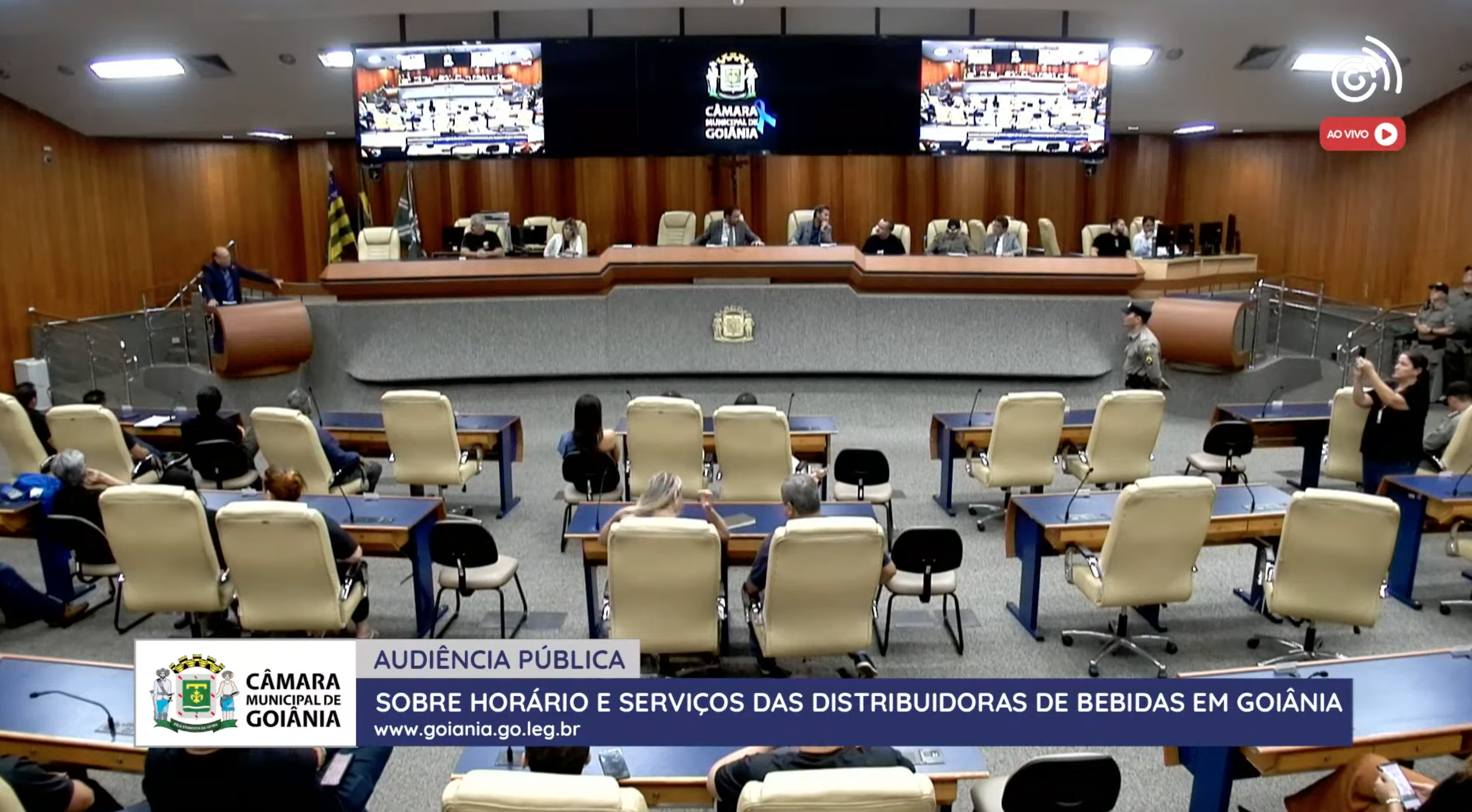 Câmara debate flexibilização de lei que restringe horário de funcionamento de distribuidoras de bebidas