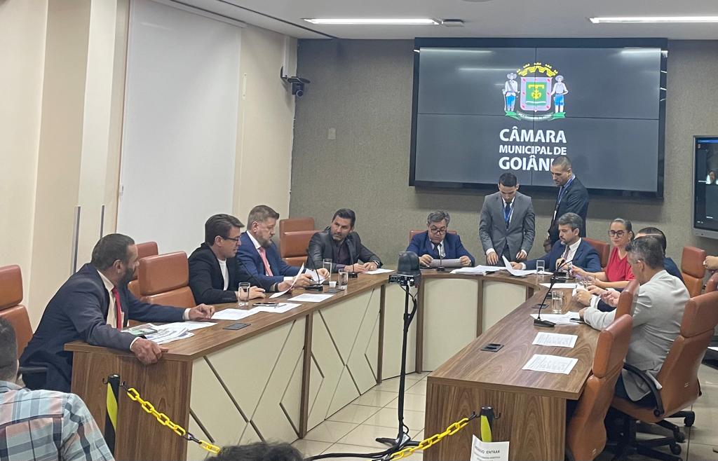 CCJ aprova obrigatoriedade de cardápio impresso em restaurantes