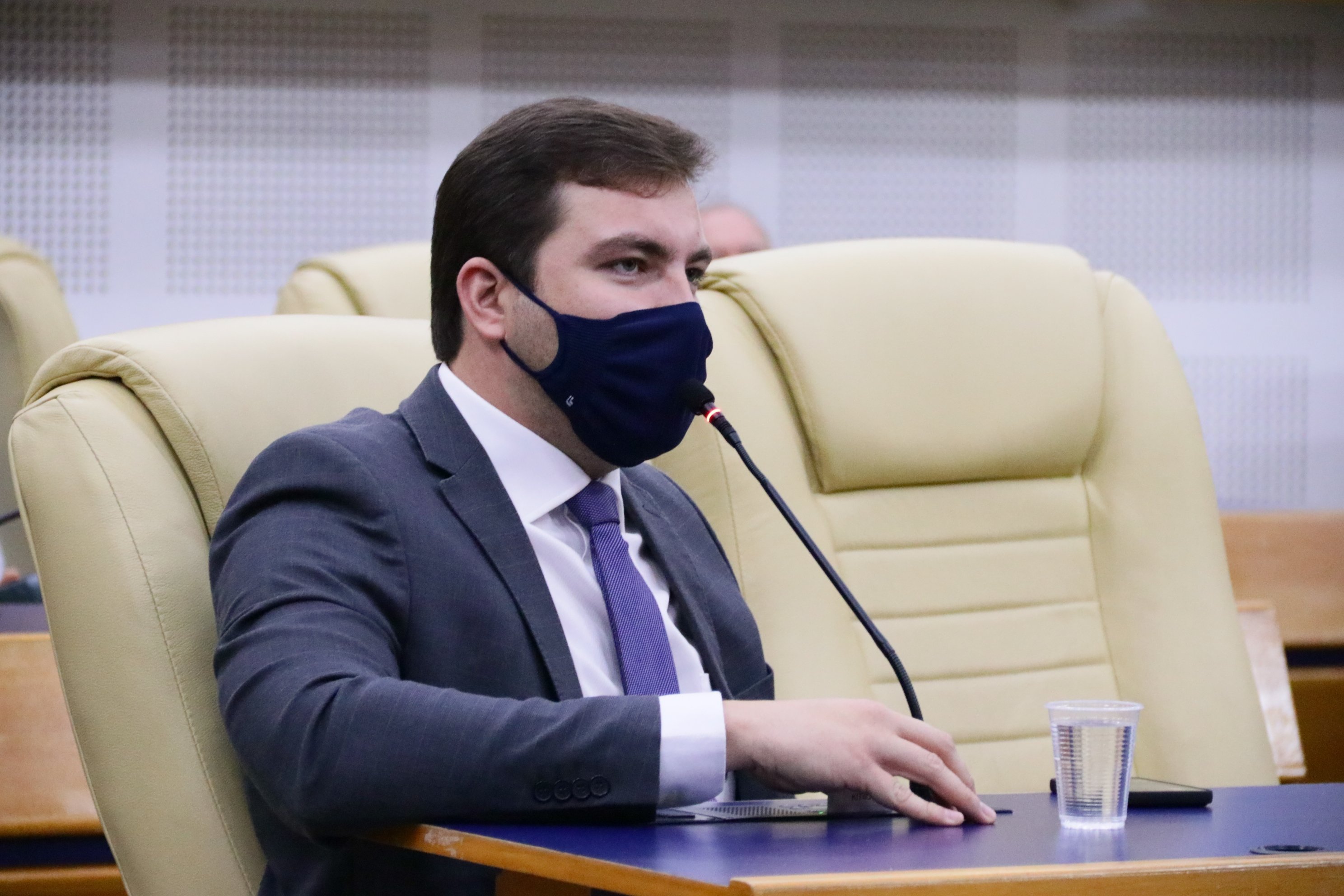 CCJ dá aval para incentivo às pesquisas com cannabis terapêutica em Goiânia