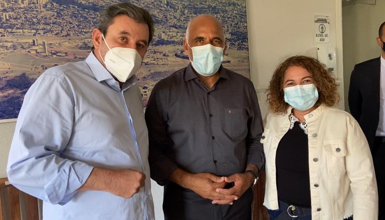 Clécio Alves visita AMMA e Comurg com prefeito Rogério Cruz