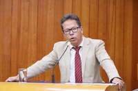 Comissão aprova uso de aplicativo por taxistas de Goiânia