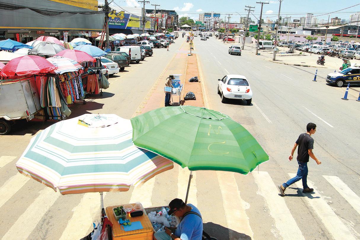 Criada Comissão Temporária para discutir retirada de ambulantes da região da 44