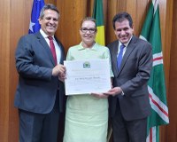Câmara homenageia Hospital de Câncer Francisco Camargo
