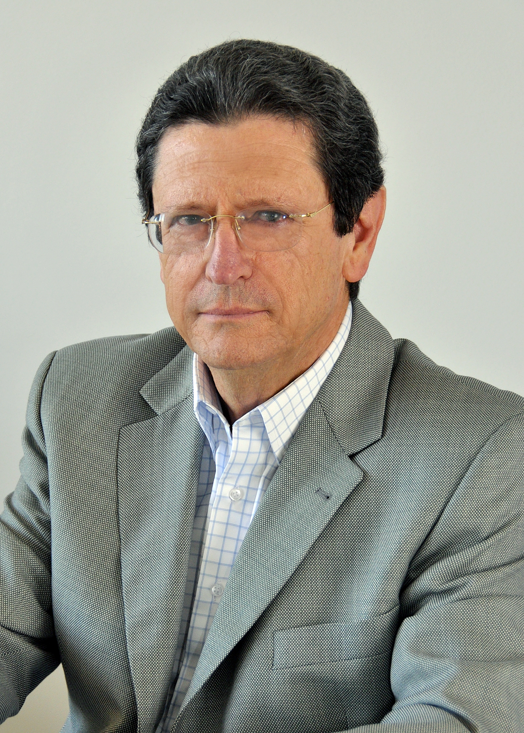 Diretor regional do Senai recebe título de cidadão goianiense nesta sexta-feira