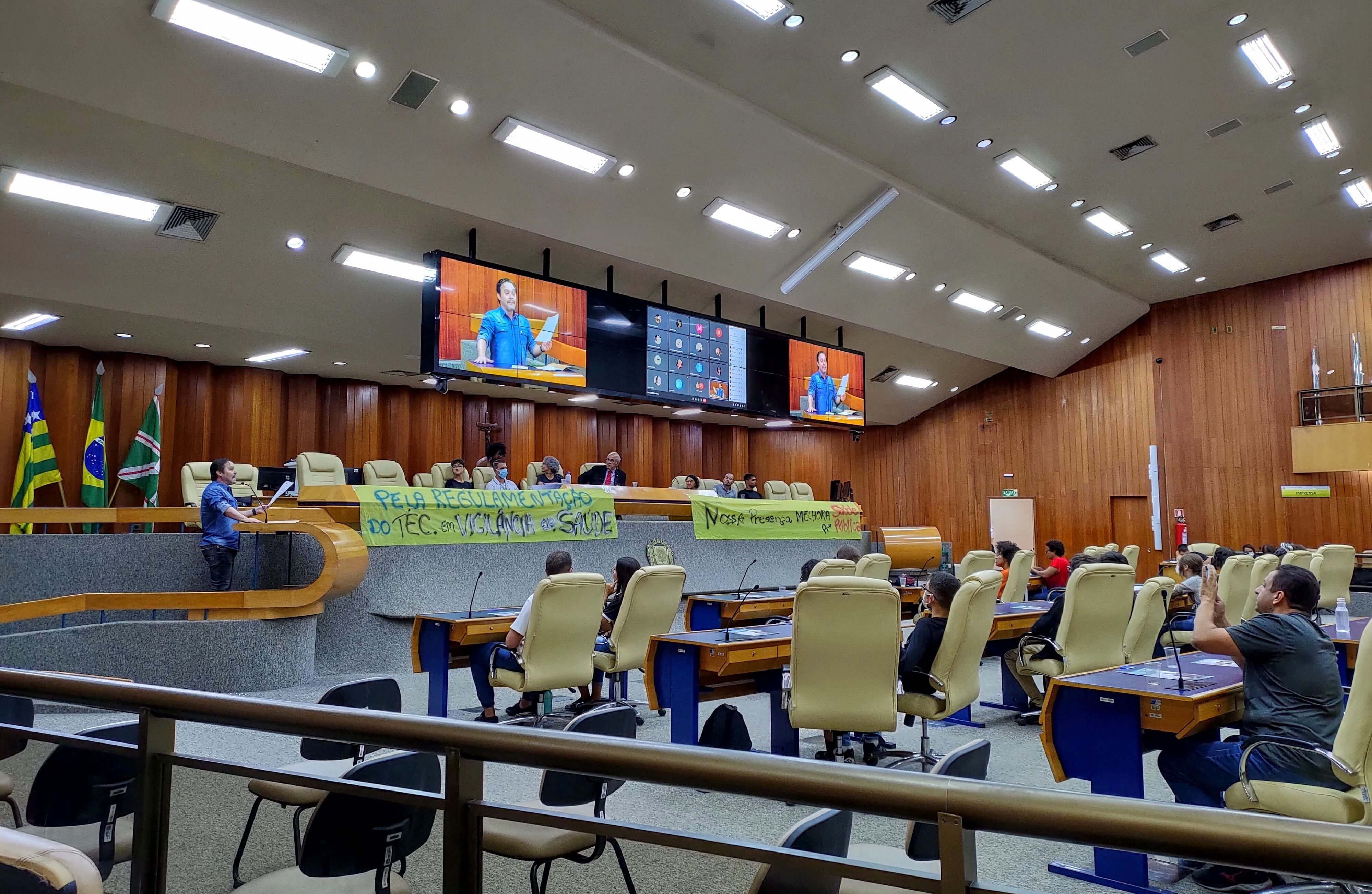 Em audiência pública, IFG cobra regulamentação profissional para técnicos em vigilância em saúde