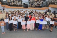 Em Sessão Especial, Anderson Sales homenageia mulheres notáveis