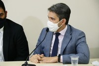 Henrique Alves apresenta projeto com foco no empreendedorismo