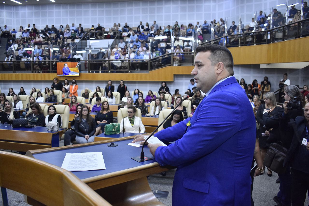 Sessão Especial homenageia mulheres empreendedoras