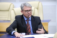 Isaías Ribeiro propõe medidas para atender órfãos de vítimas de feminicídio