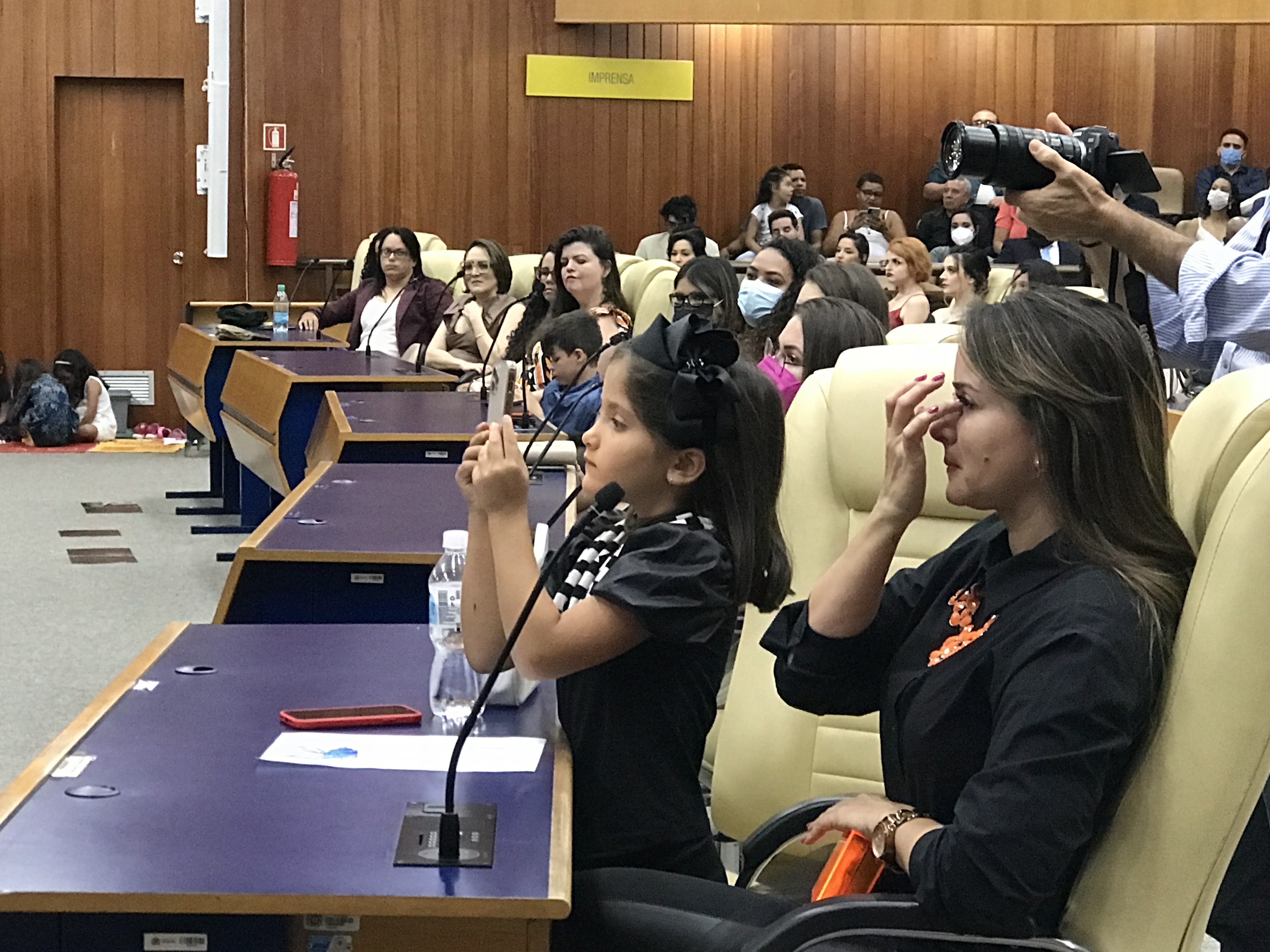 Câmara homenageia mulheres atuantes na área da tecnologia