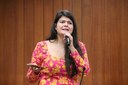Aava Santiago propõe atendimento especializado para gestantes dependentes químicas Aava Santiago propõe atendimento especializado para gestantes dependentes químicas
