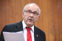 Mauro Rubem denuncia crime ambiental em leito do Rio Meia Ponte, no Jardim Califórnia