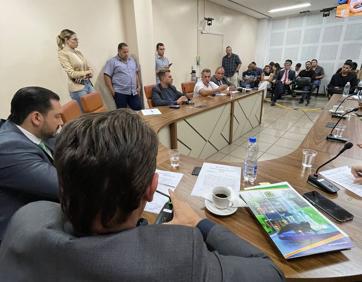 Oitiva com gerente de abastecimento da Comurg é adiada