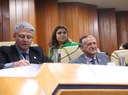 Plenário aprova Moção de Apoio à PEC que amplia imunidade tributária a instituições sem fins lucrativos Plenário aprova Moção de Apoio à PEC que amplia imunidade tributária a instituições sem fins lucrativos