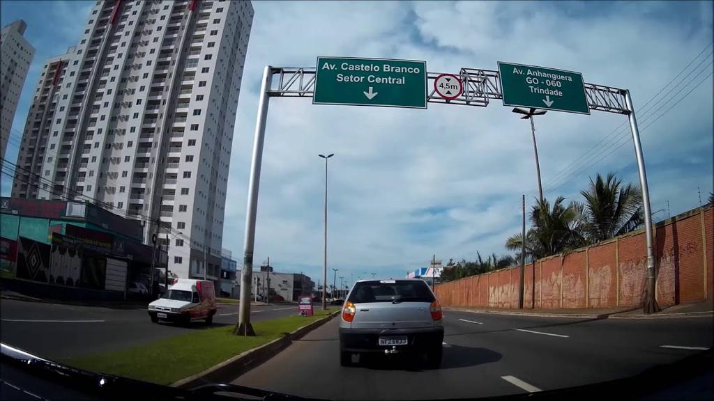 Plenário aprova mudança de nome da Avenida Castelo Branco em homenagem a Iris Rezende