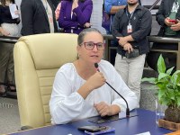 Plenário aprova garantia de isonomia salarial entre mulheres e homens que exercem mesma função