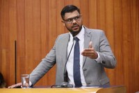 Policarpo propõe que escolas entreguem kit alimentação a alunos