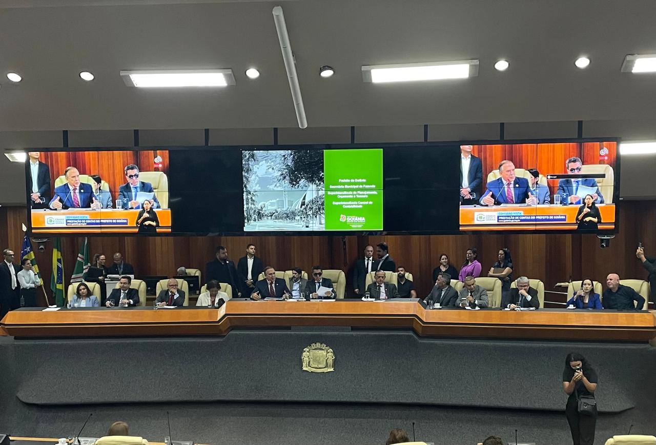 Prefeito Sandro Mabel presta contas relativas ao 3º quadrimestre de 2025