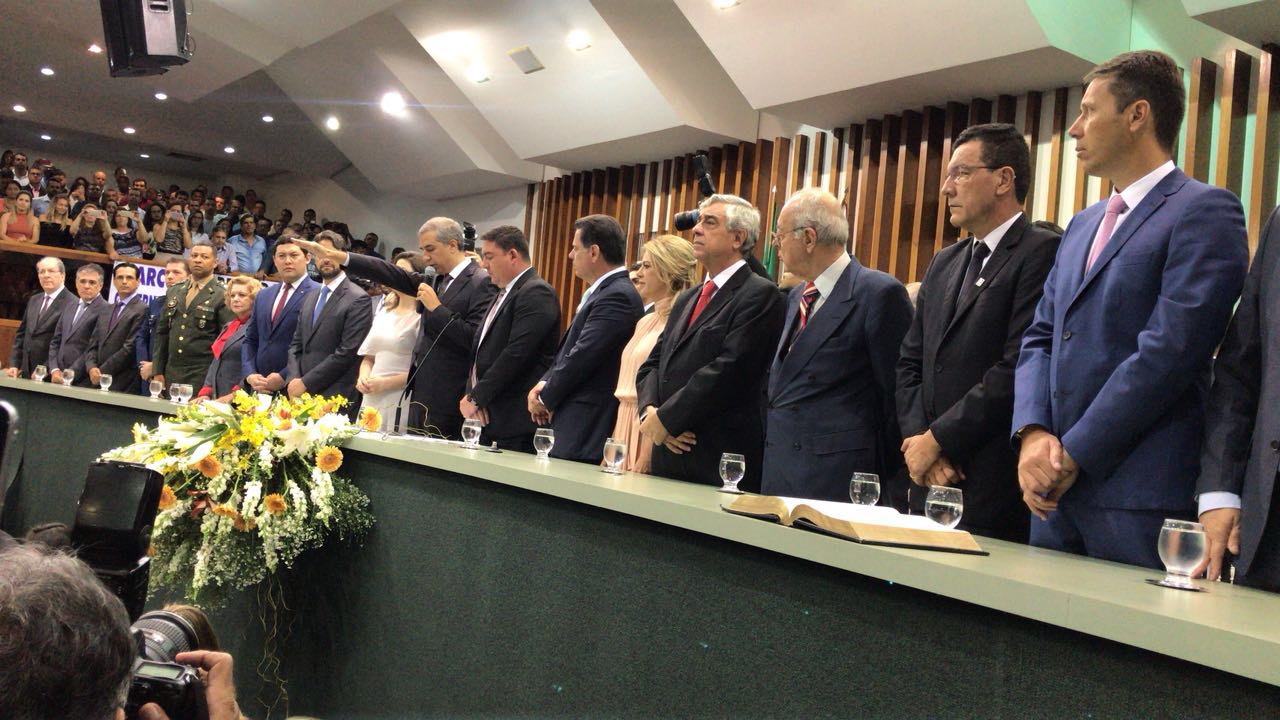 Presidente da Câmara acompanha a transmissão do cargo de governador