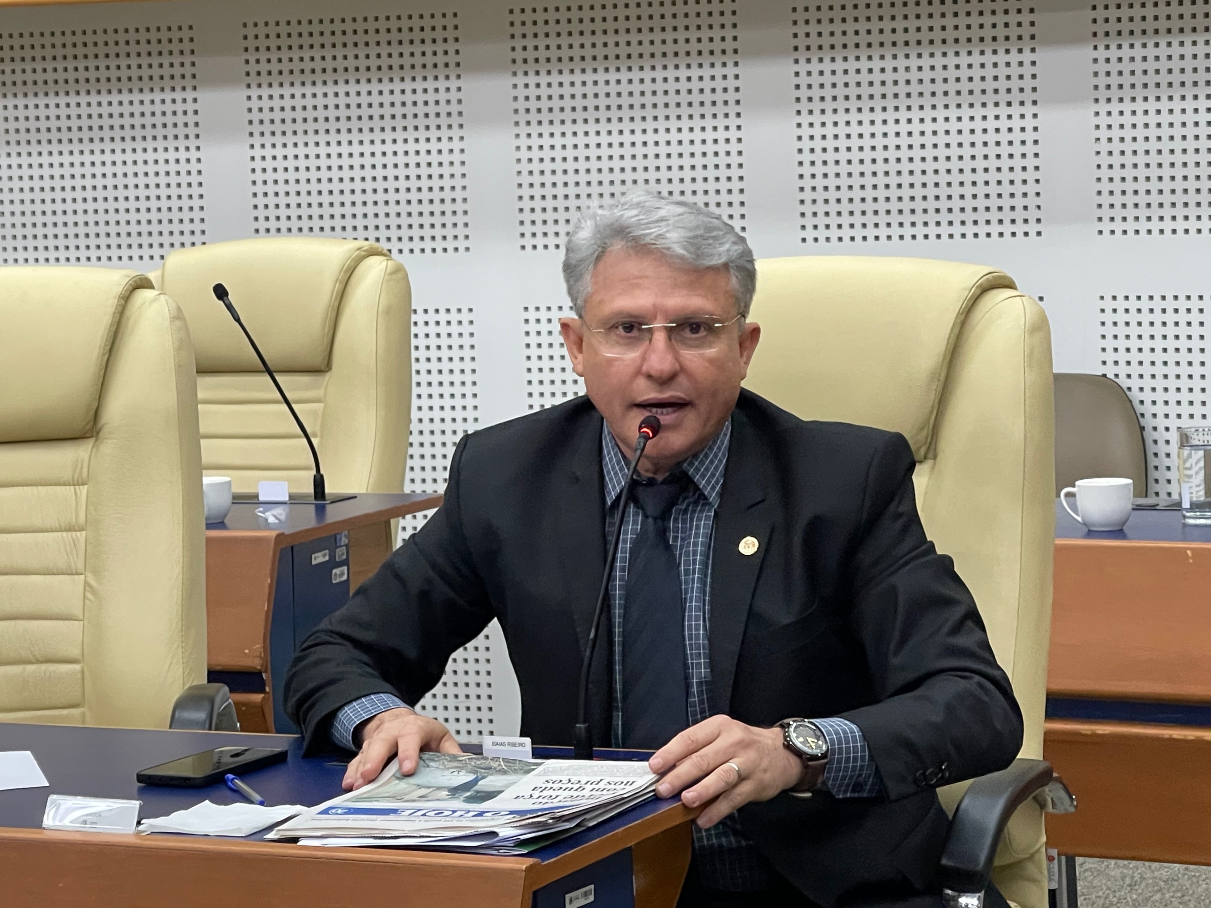 Plenário aprova criação de programa de incentivo à adoção tardia