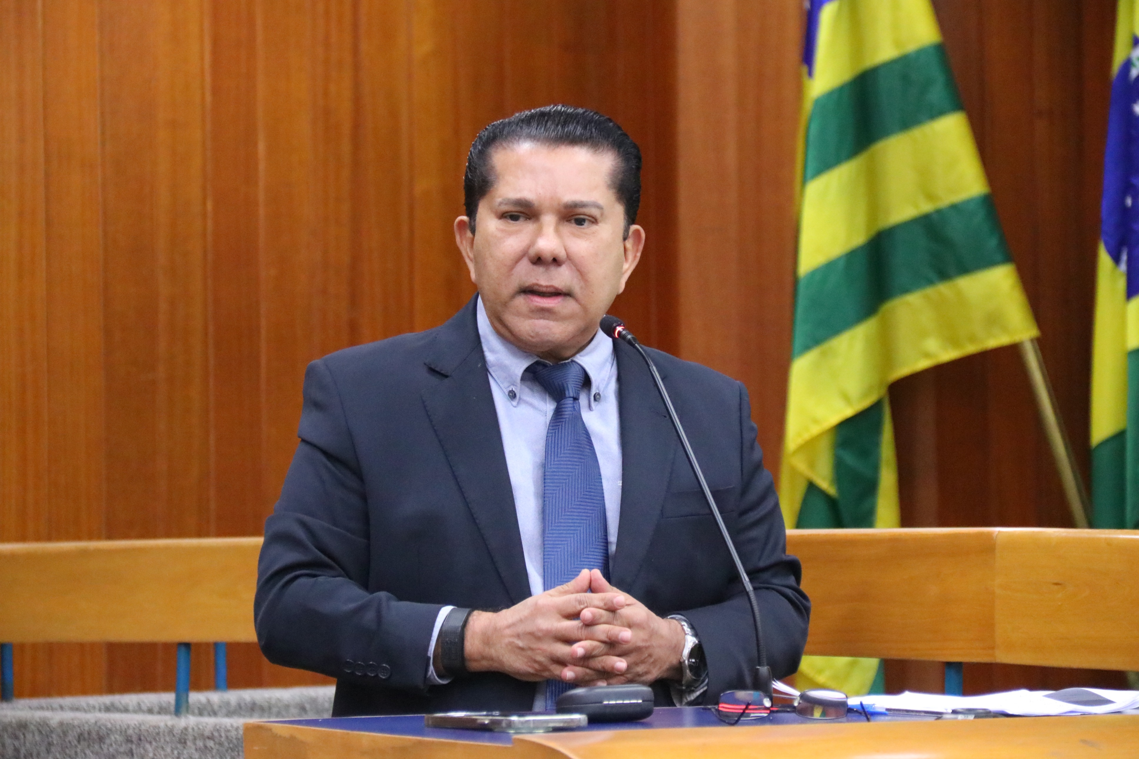 Projeto aprovado na CCJ prevê vagas exclusivas para portadores de  TEA