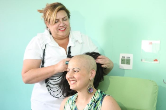 Projeto cria selo Salão Amigo do Paciente com Câncer