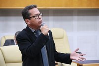 Projeto de lei determina que estabelecimentos informem sobre vagas de estacionamento