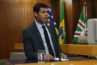 Projeto proíbe pessoas de usarem capacetes e gorros dentro de estabelecimentos