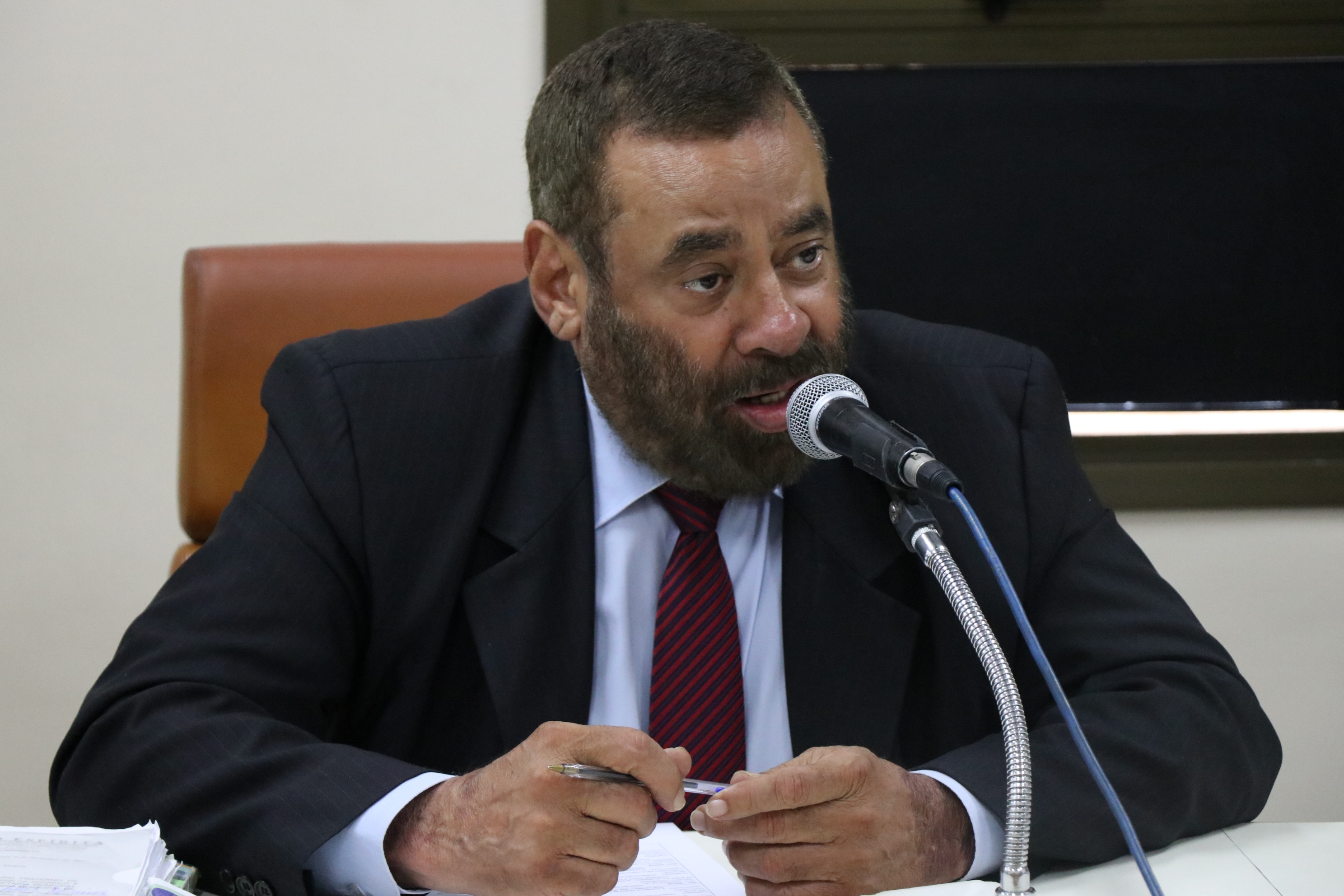 Projeto que fixa presença de mulheres à frente de secretarias será votado na Comissão Mista