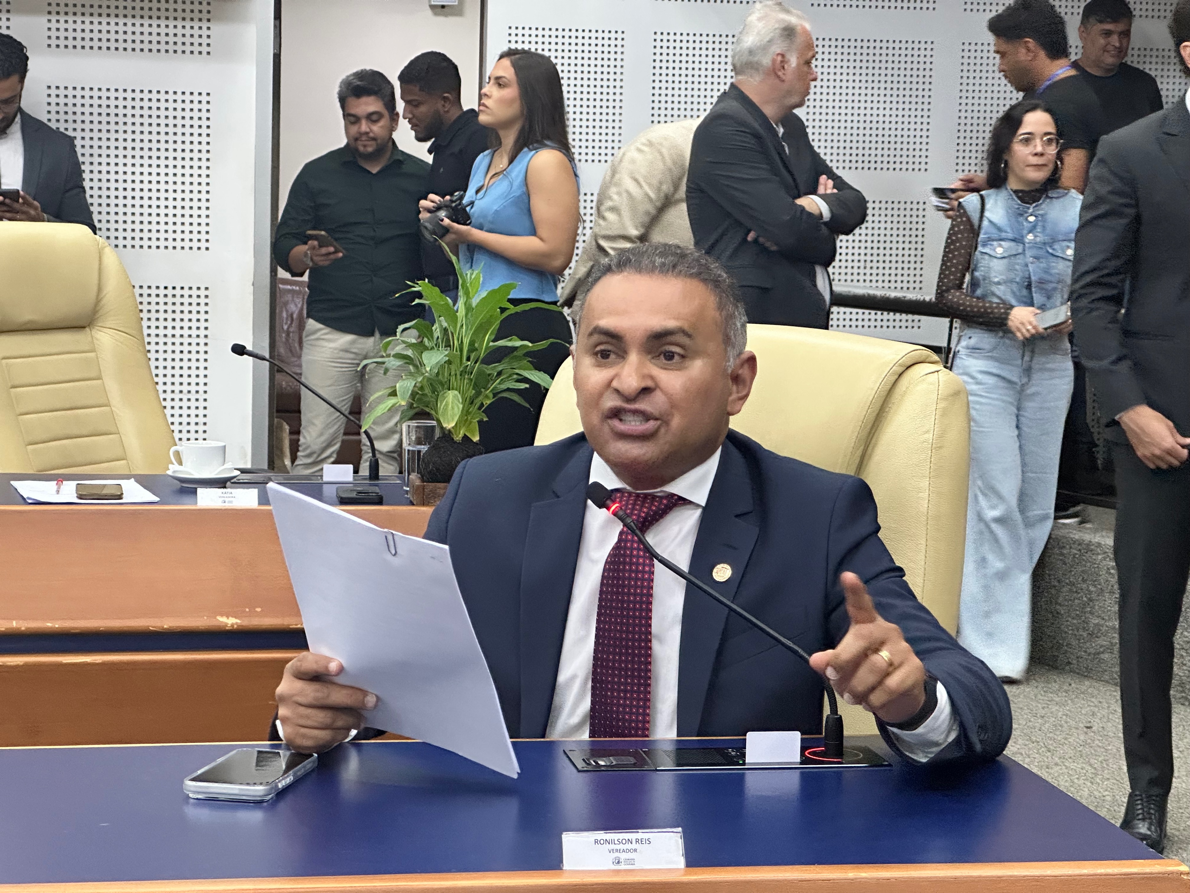 Plenário aprova gratuidade de estacionamento para líderes religiosos em hospitais