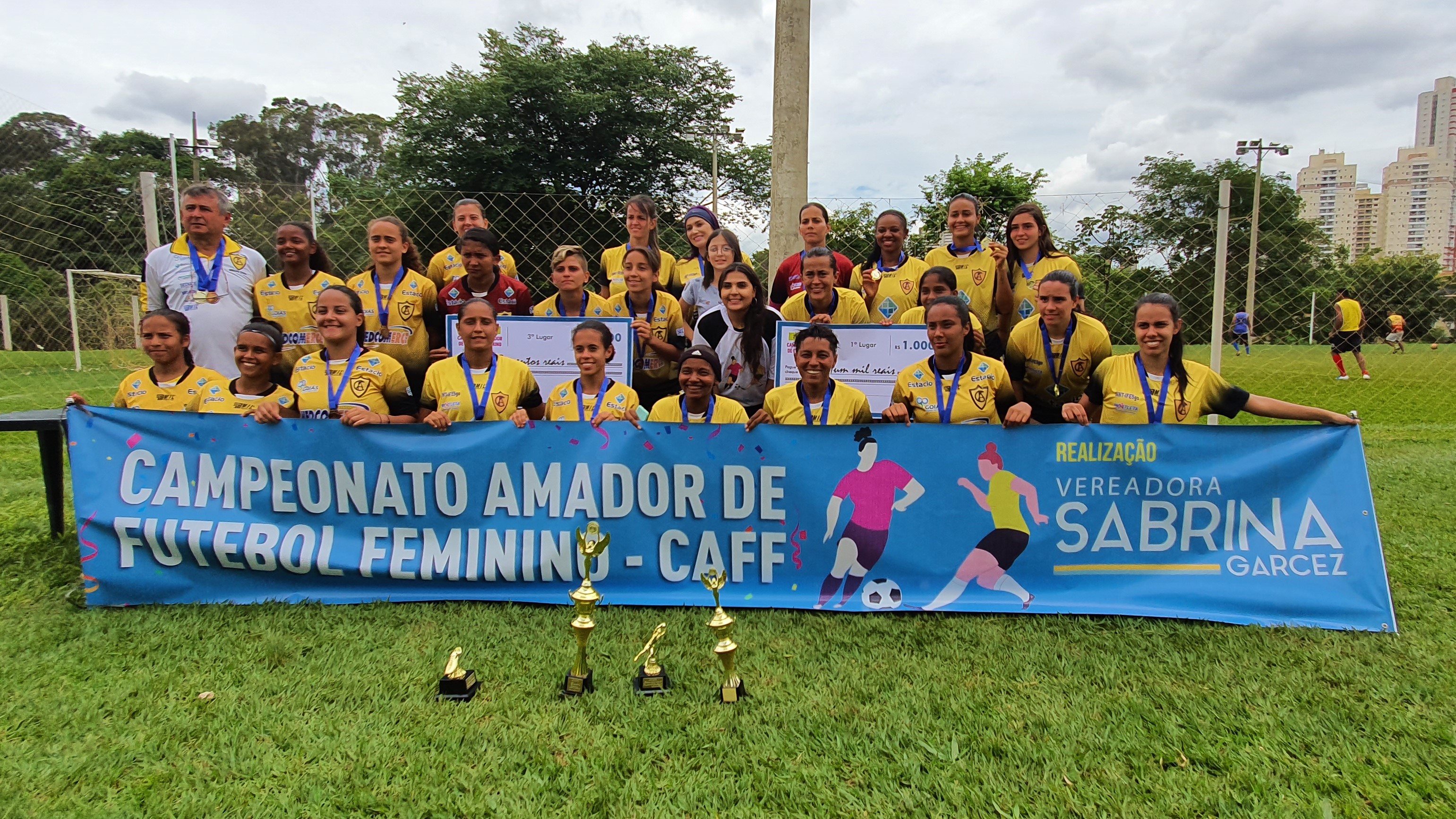  Sabrina Garcêz realiza Campeonato Amador de Futebol Feminino