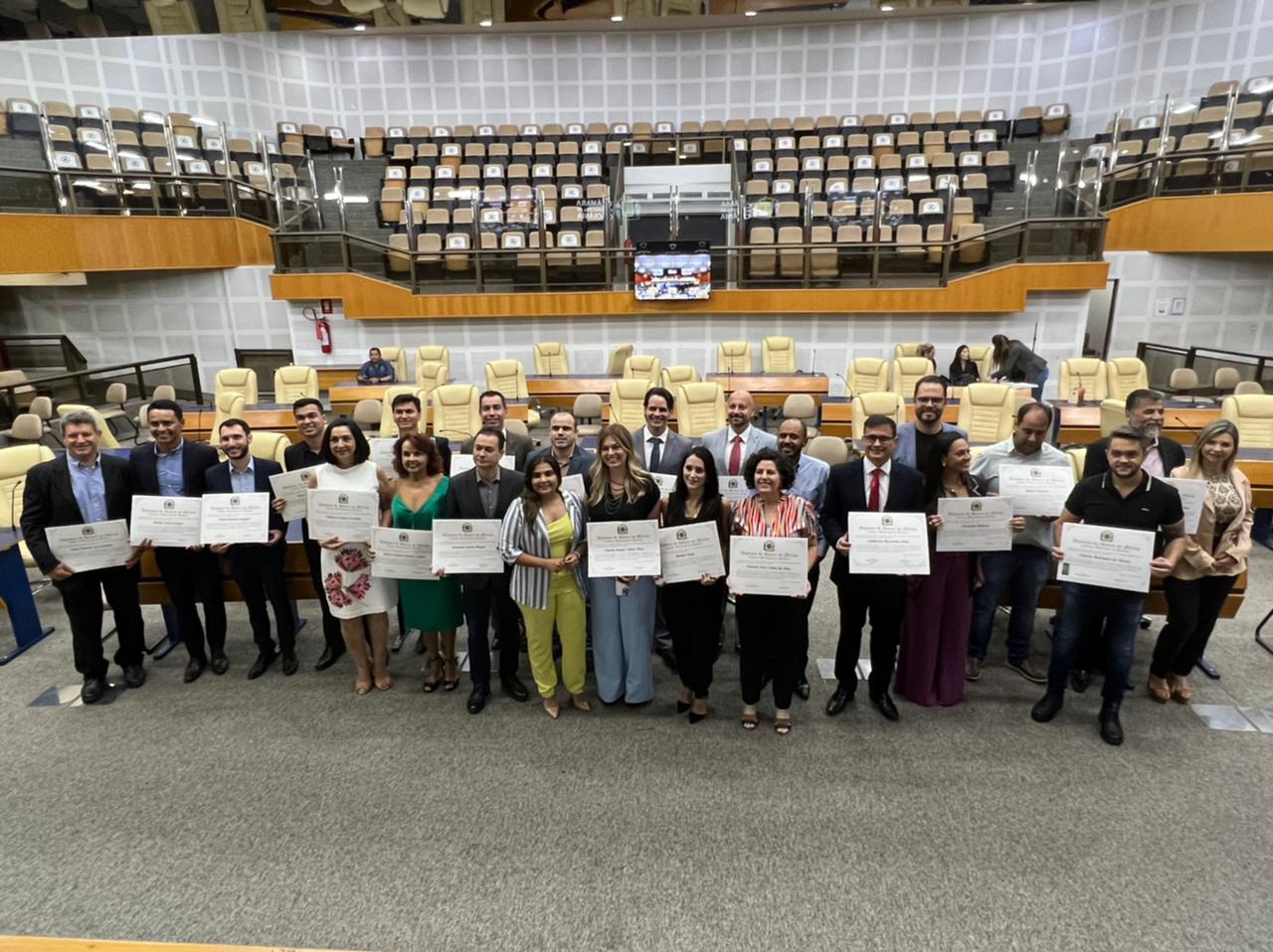 Sabrina Garcez homenageia empreendedores de franchising